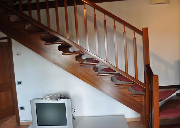 アパート Liberty フォルリ